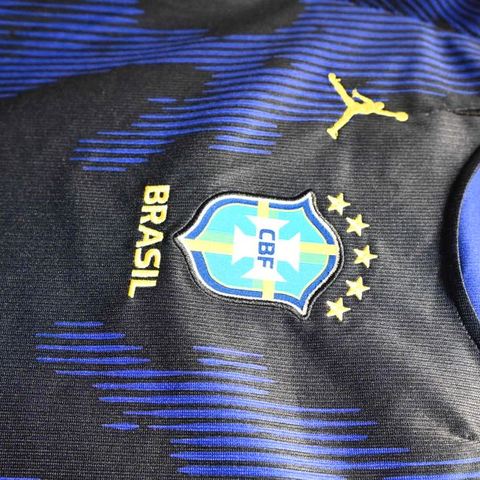 Camisa azul da Seleção Brasileira | Planeta Esportes