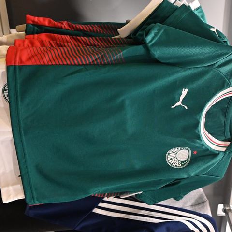 Uniformes de clubes | Planeta Esportes